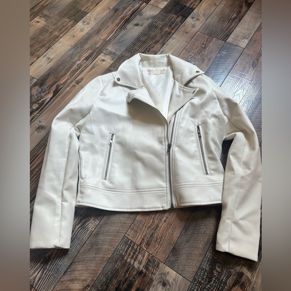 Altar'd State Off White Faux Leather Moto Jacket Asymmetrical Zipper
